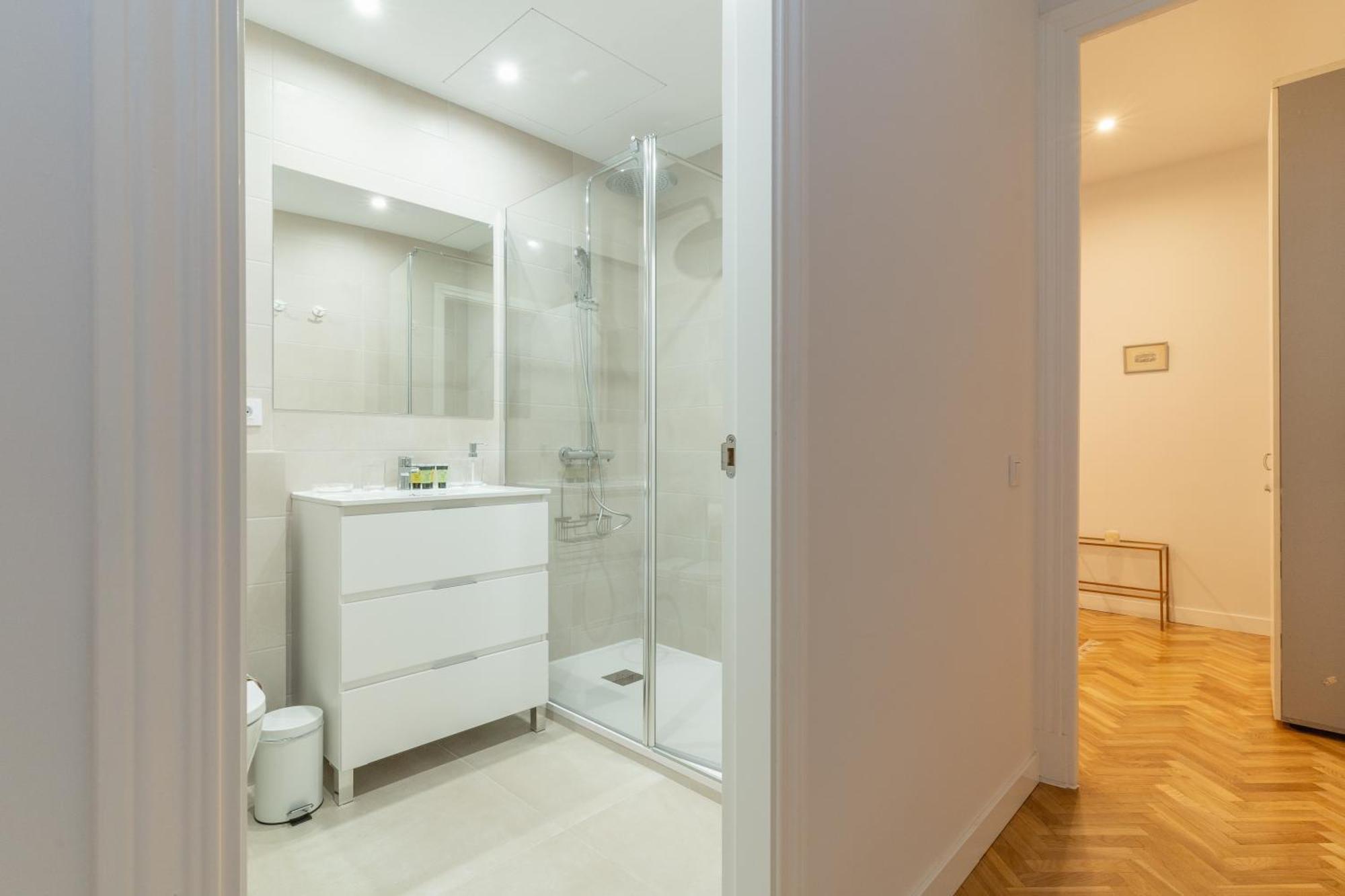 Spacious Central-3Bedrooms 3Bathrooms-Sol 马德里 外观 照片